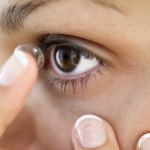 Performance Eyecare St. Louis, Creve Coeur Eye Doctor, Are Contact Lenses Comfortable to wear, Are contact lenses expensive